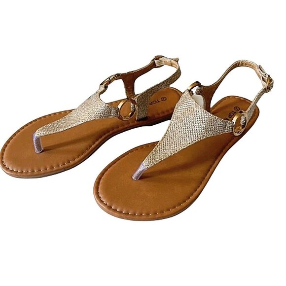 Top Moda Women's T-Strap Buckle Metallic O-Ring Accent Thong Champagne Flats - Picture 1 of 8